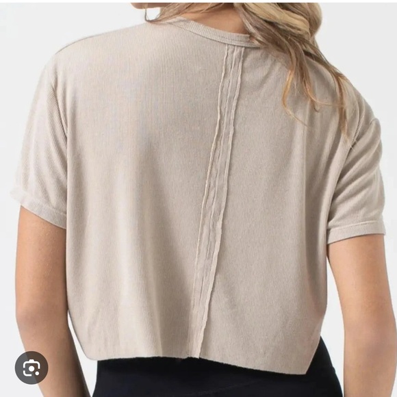 Nux Acacia cropped tee - Picture 2 of 7